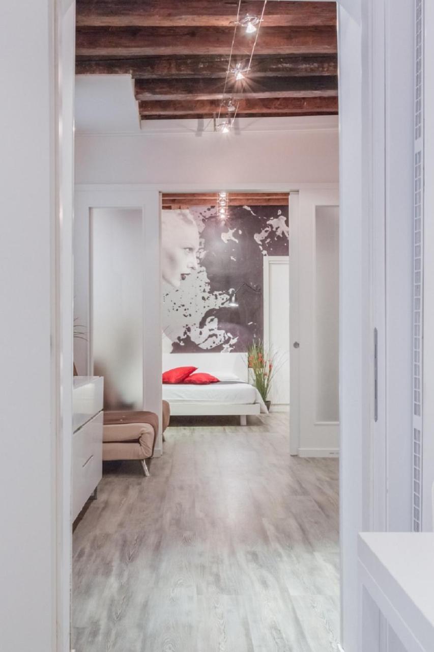 Rialto Apartments Whit Lift Venice Exterior photo