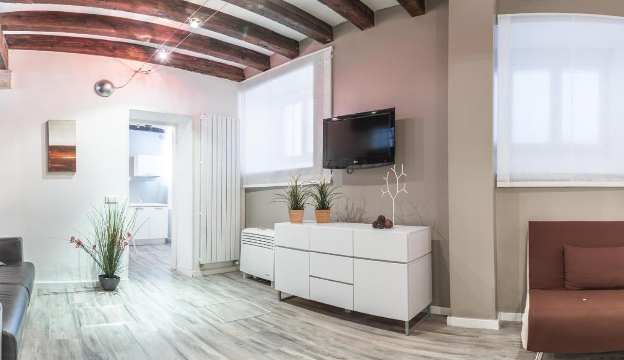 Rialto Apartments Whit Lift Venice Exterior photo